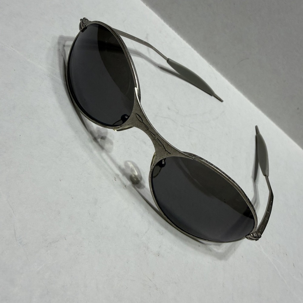Vintage 90s Oakley T Wire E Wire Silver Titanium